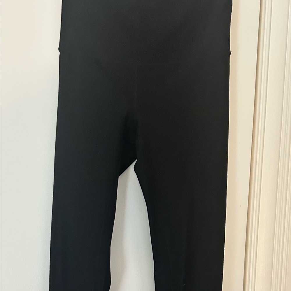 Lululemon Women's Black full length Leggings